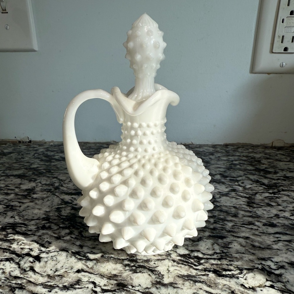 Vintage Fenton Art Glass White Milk Glass Hobnail Cruet oil bottle stopper